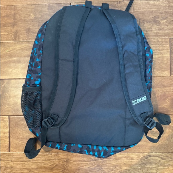 Trans by Jansport teal camo backpack - Picture 9 of 9